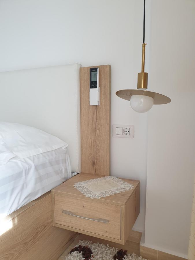 Hera Premium Apartments Sarandë Esterno foto